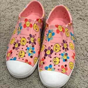 Kids Pink Flower & Smile Native Shoes